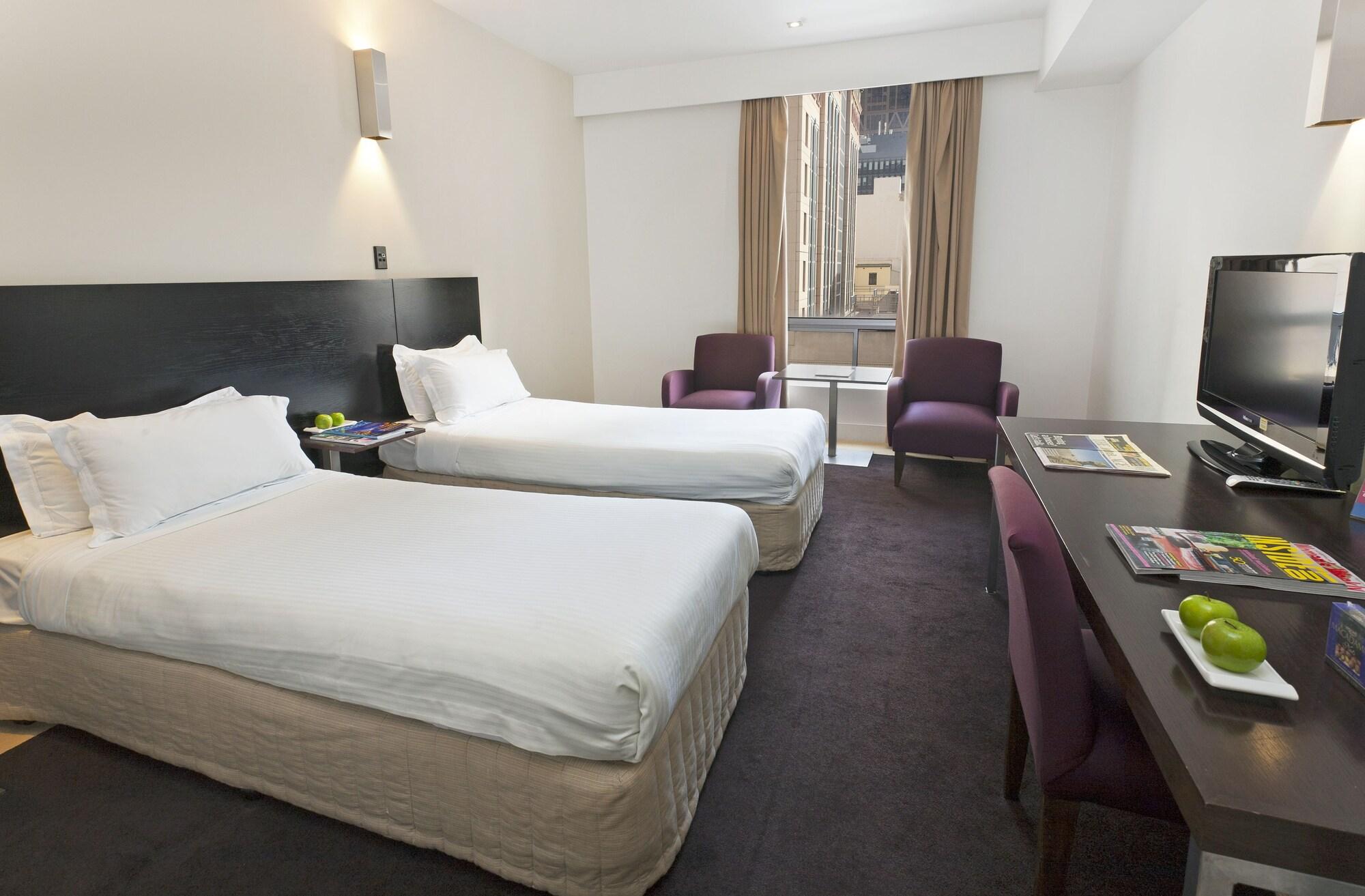 Hotel Causeway Мельбурн Номер фото