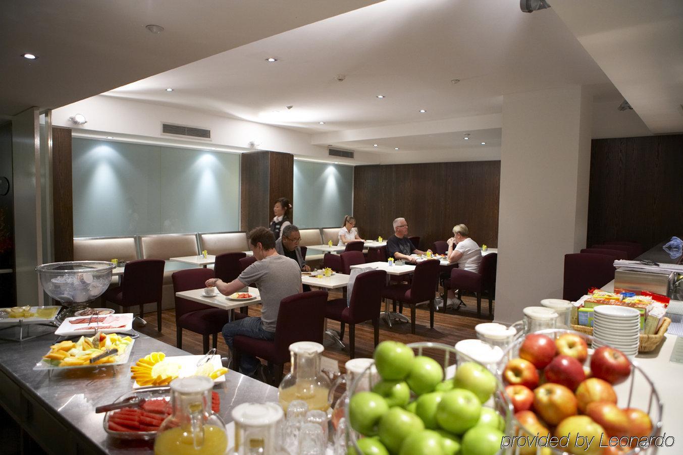 Hotel Causeway Мельбурн Ресторан фото